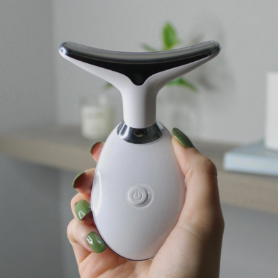 Massageador Facial Com Tecnologia De Luz LED